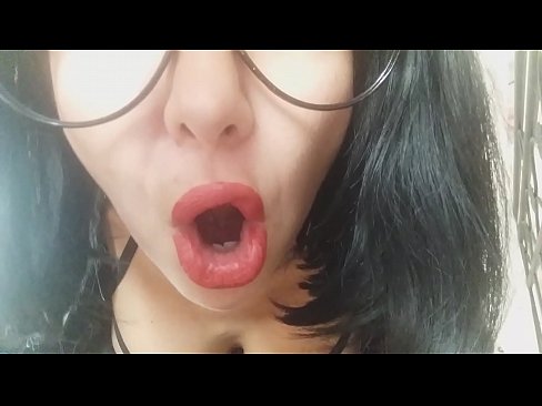 ❤️ Mil, ní ligfidh do leasmham duit dul ar scoil inniu... tá an iomarca de dhíth orm... ❤❌  Porn bhaile  linn